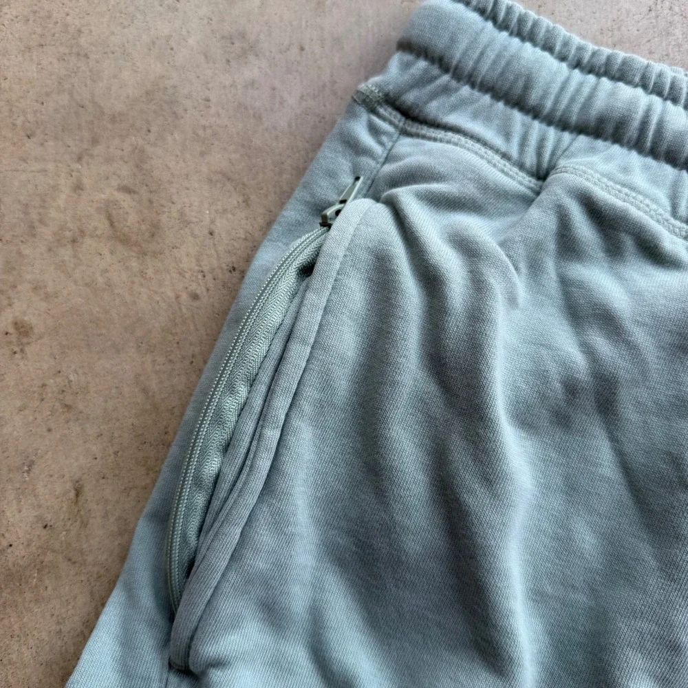Maamgic Sweat Shorts Mens M Green Drawstring Elastic Waist Zipper Pockets Casual